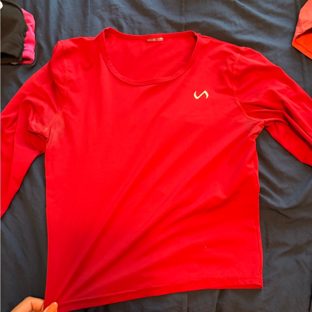 Women's Red Long Sleeve Top